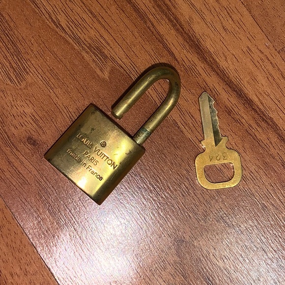 Authentic Louis Vuitton Lock and Key #324 - Picture 3 of 6